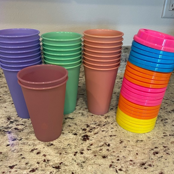 25 NEW - 16oz color changing hot cups w/ lids, coffee cup, hot chocolate - Picture 4 of 4